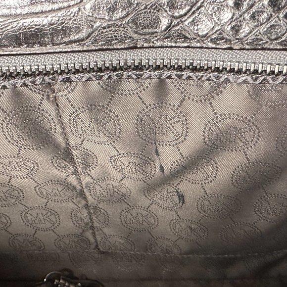 Michael Kors Selma Silver Python Leather Shoulder Bag - Picture 9 of 10